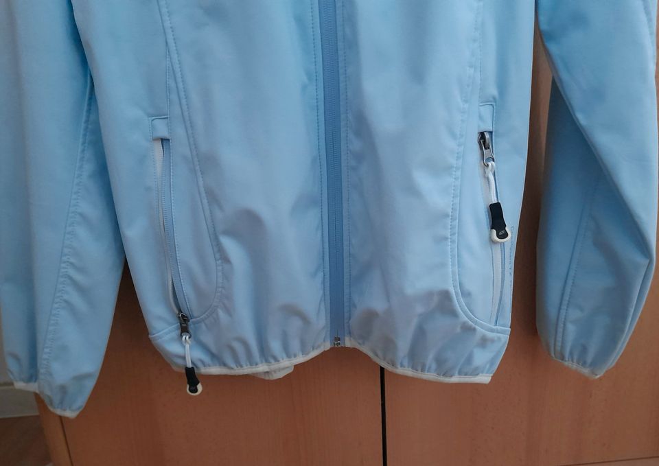 1 Übergansjacke gr. 38 Hellblau wasserabweisend und windbeständig in Trier