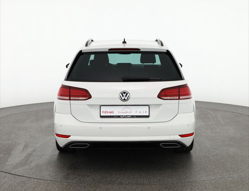 Volkswagen Golf VII Variant 1.5 TSI 2x R-Line Standheizung in Brehna