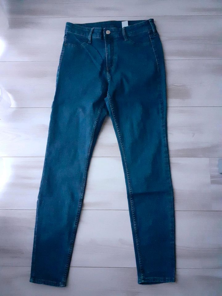 H&M Jeans Gr.28 Skinny ankle Hose in Birkenfeld