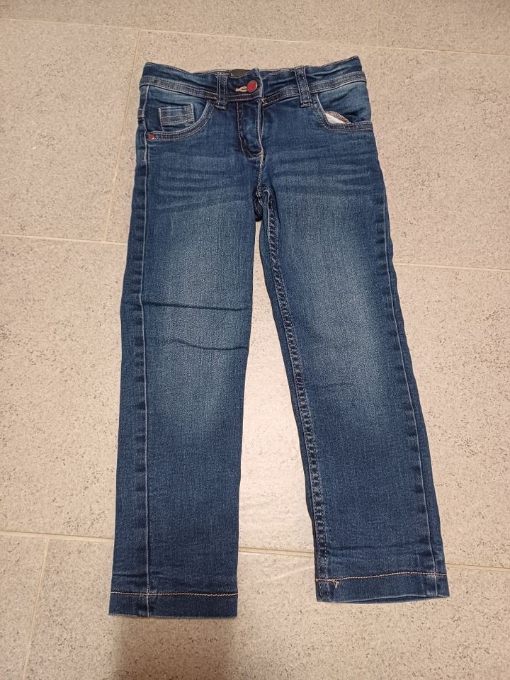 3 Jeanshosen Hosen | H&M impidimpi | Größe 104 in Langenfeld