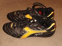 Fußballschuhe Diadora Größe 39 Damen Mädchen Sachsen-Anhalt - Halberstadt Vorschau