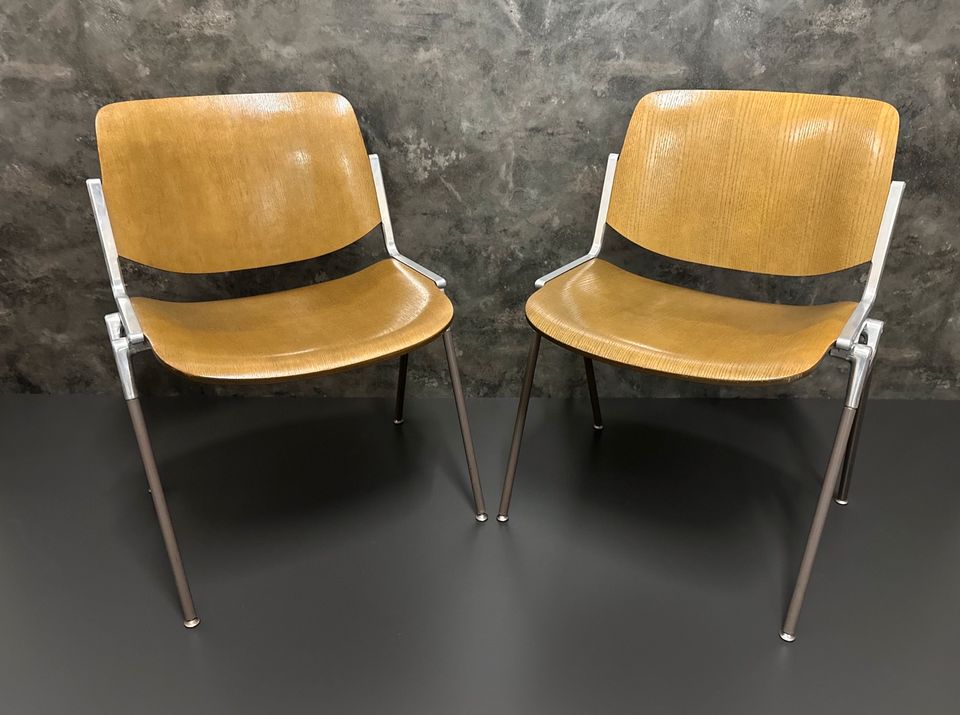 Castelli Vintage Stühle Retro Stapelstuhle 70er 80er Stuhl in Frankfurt am Main