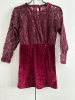 Mädchen Kleid Abendkleid Größe 134/140 Dithmarschen - Heide Vorschau