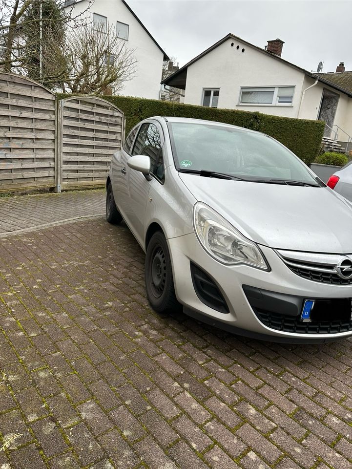 Opel Corsa 1.2 in Limburg