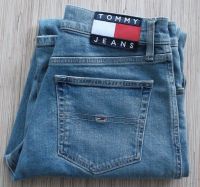 TOMMY HILFIGER Wide Leg Jeans BETSY Mid Rise Loose Gr. S/M neu Sachsen - Grimma Vorschau