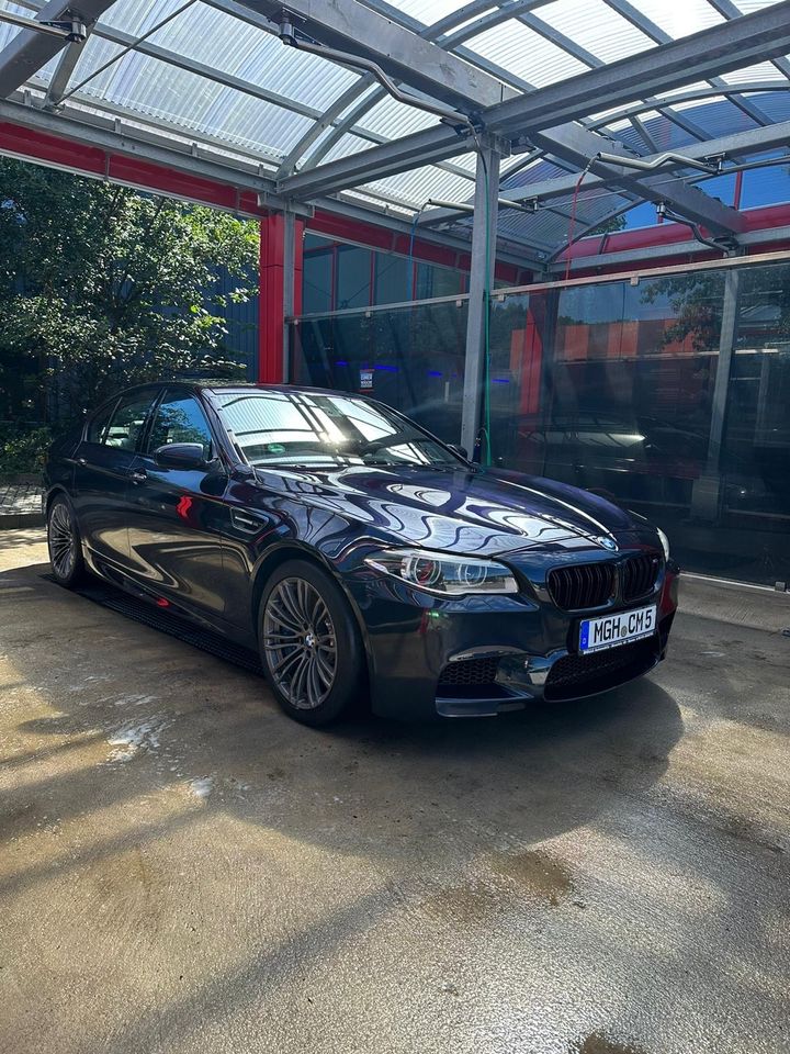 BMW M5 Deutsches Fahrzeug Kein Import in Buchen (Odenwald)