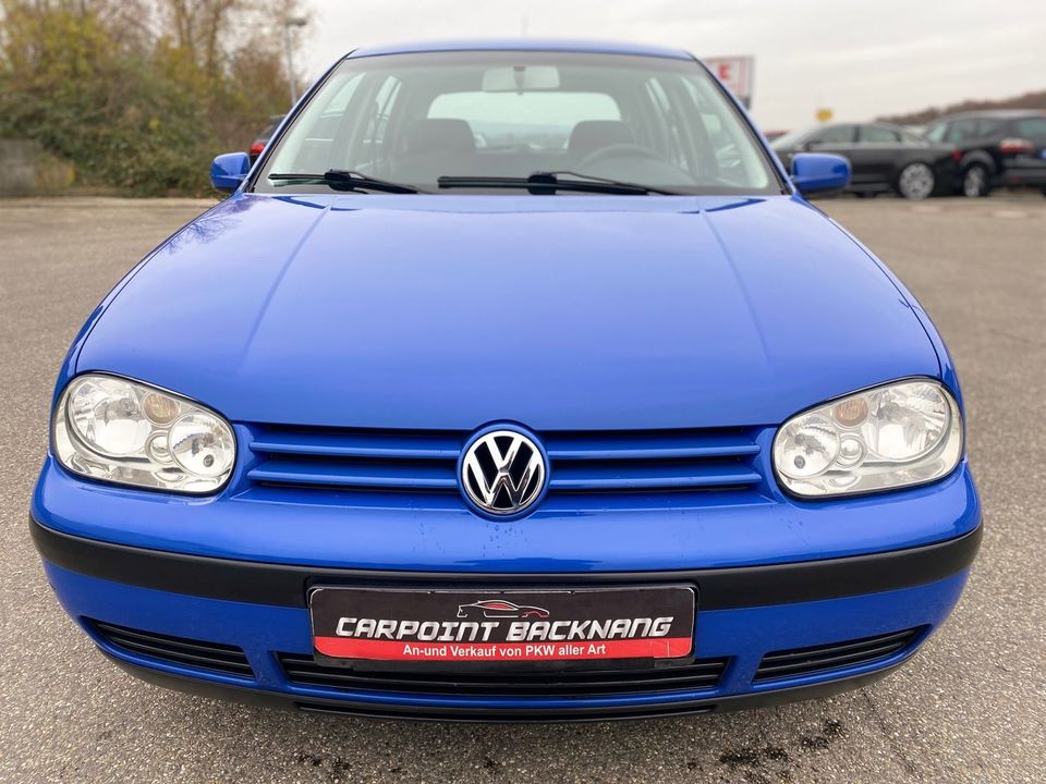 Volkswagen Golf IV Lim. Basis*Klimaanlage*Tüv/Au: 09/2025* in Backnang