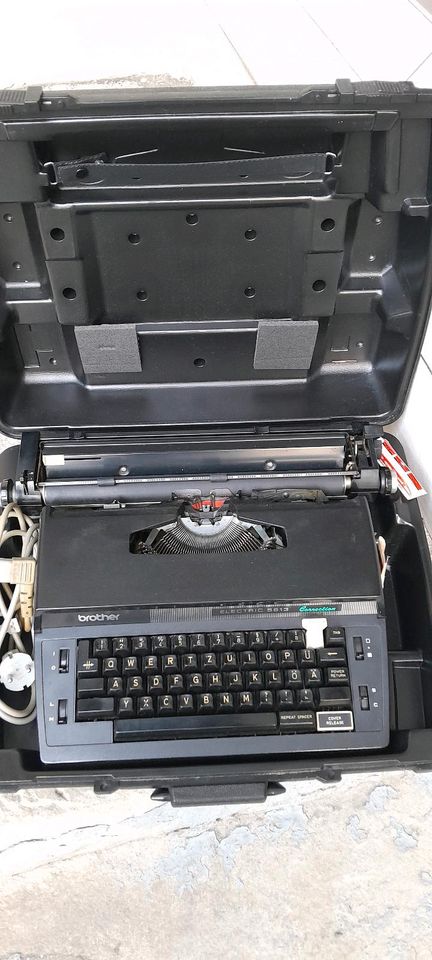 Elektrische Schreibmaschine in Gera