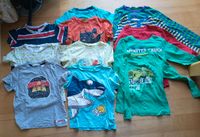 Großes Kleiderpaket Gr. 110, Shirts, Hemd, Hosen, Pullover Bayern - Buchloe Vorschau