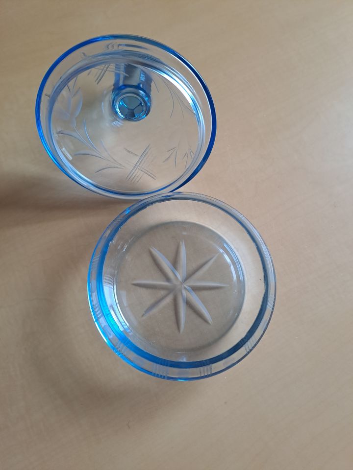 Set aus blauem Glas - nostalgisch in Steina