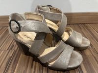 High heels Sandalen Plateau Paul Green beige metallic, Leder, 38 Schleswig-Holstein - Kaltenkirchen Vorschau