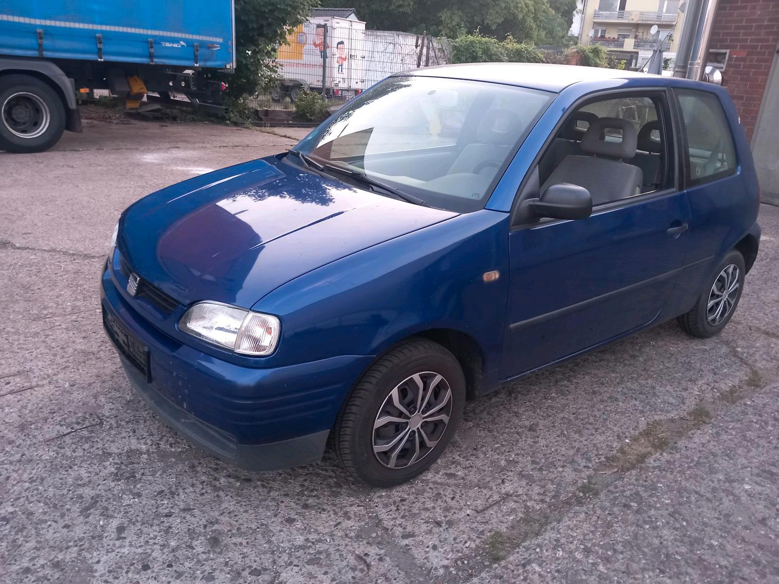 Abbildung des Autos seat arosa automatik