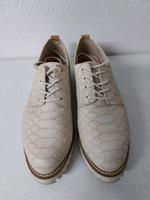 Bugatti Sneaker chic in Gr. 39 Saarland - Schwalbach Vorschau