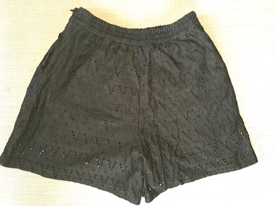 Mango Shorts S/ M (L) Häkelspitze kurze Hose in Bremen