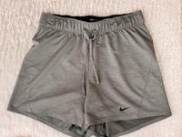 Nike Shorts Damen Nordrhein-Westfalen - Eschweiler Vorschau