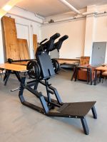 Hacksquat V-Squat Hackenschmidt Super Hack Squat Nordrhein-Westfalen - Herford Vorschau