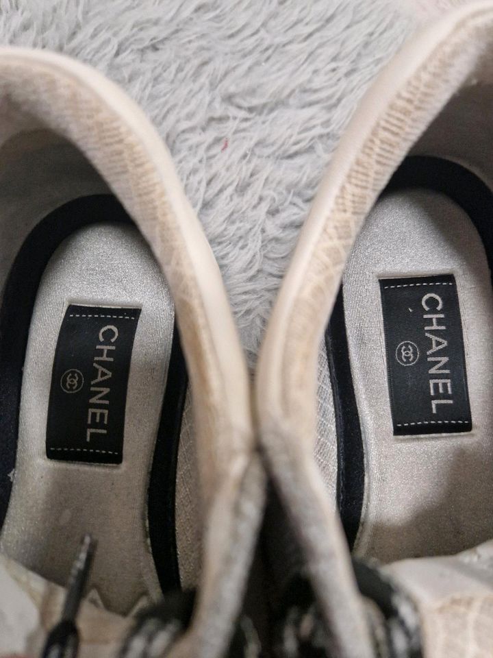 Chanel Sneaker Original Schuhe 38.5 in München