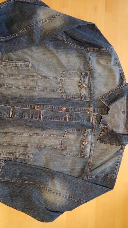 Herren Jeansjacke Übergröße 5XL oder Gr.72/74 ungetragen in Berlin