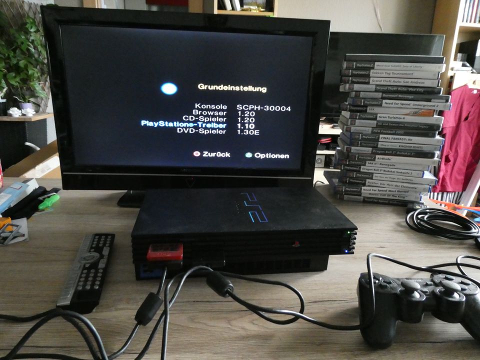 Play Station 2 - Modell: SCPH-30004 – PAL mit Zubehör in Berlin