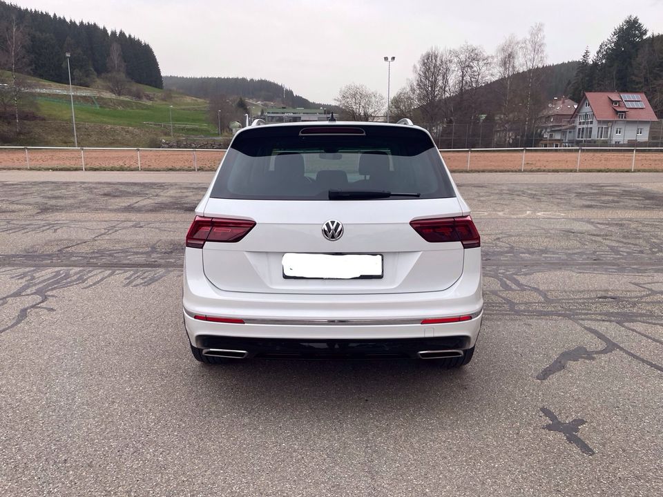 VW Tiguan R Line in Vöhrenbach