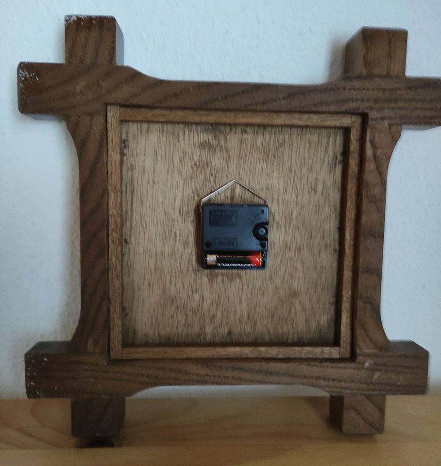 Holz - Wanduhr, Uhr, Unikat, handgefertigt, quadratisch, 36 cm in Battenberg