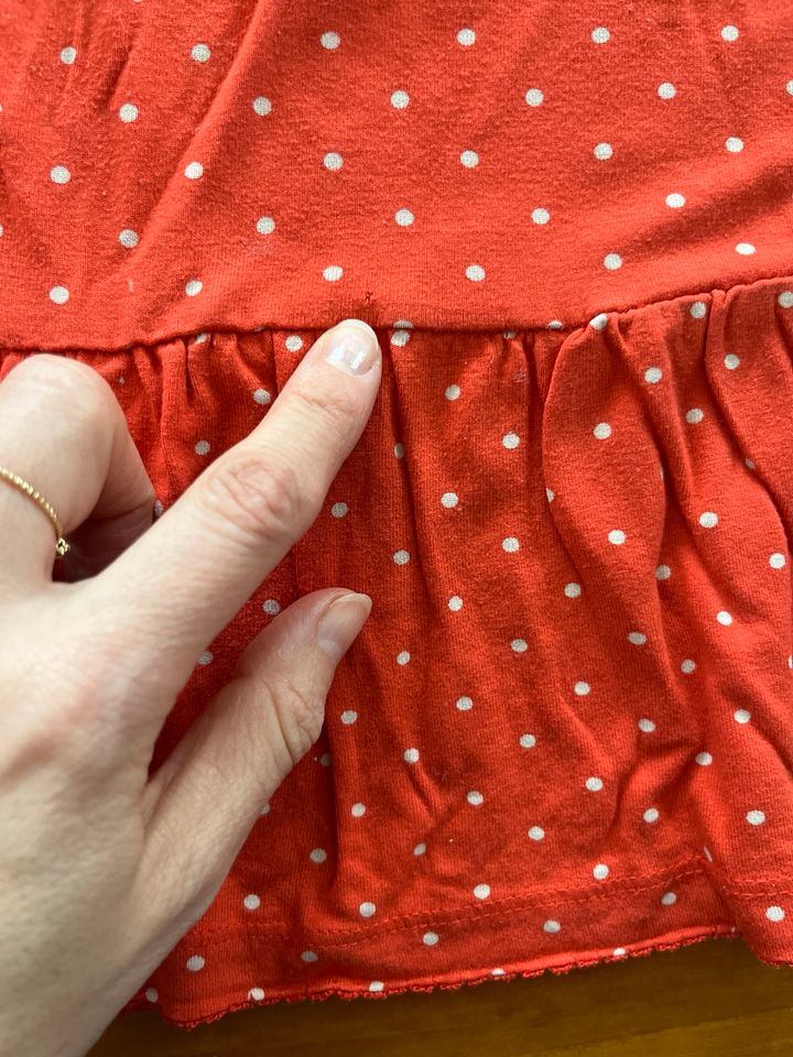 Mini Boden Kleid rot Tupfen 5-6 Jahre in Ravensburg