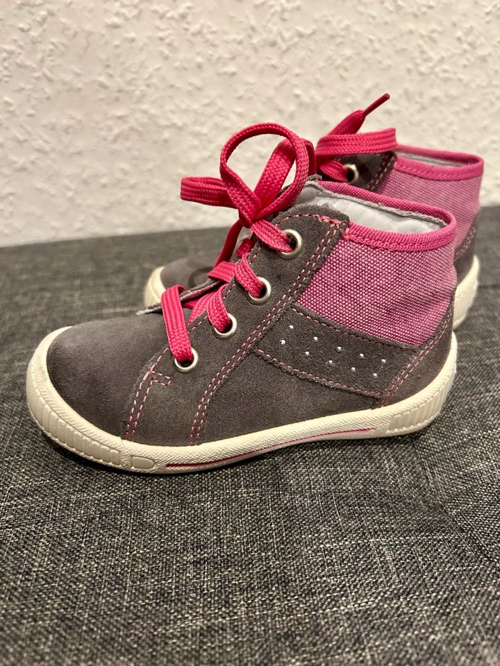 ❤️ SUPERFIT Lauflernschuh Schuhe Gr 22 Pink/grau wie NEU ❤️ in Löningen