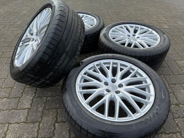 Audi Q7 S Line 20 Zoll Sommerräder Goodyear 285/45 R20 112Y TOP! in Hildesheim