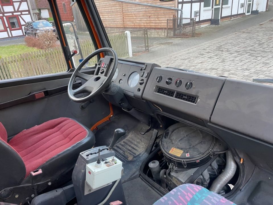 Mercedes-Benz Vario 2,3 BENZIN KIPPER AUTOMATIK in Rosdorf