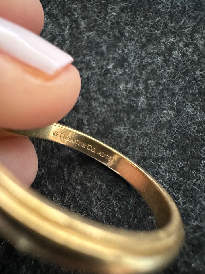 Tiffany & Co Ring Gold Ehering Milgrain gr 69 22 mm 750 Gold in Hünxe