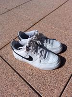 Nike Sneaker Gr. 36.5 Hessen - Kefenrod Vorschau