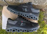 ON Cloud Schuhe gr.40 Cloudstratus 3 Carbon Black NEU+OVP Nordrhein-Westfalen - Unna Vorschau