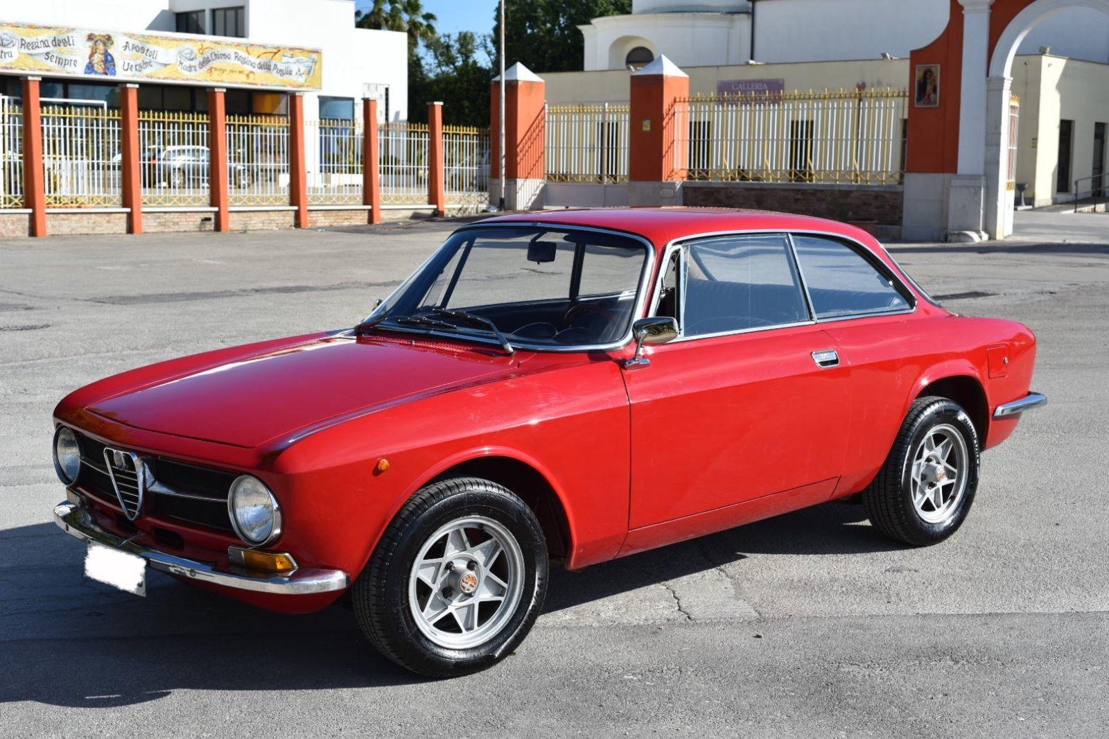 Abbildung des Autos Alfa Romeo GT 1300 Junior
