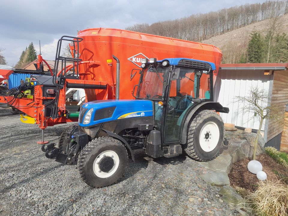 T4050F New Holland  Schmalspurtraktor in Neuenrade