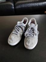 Adidas Schuhe grau Baden-Württemberg - Gomaringen Vorschau