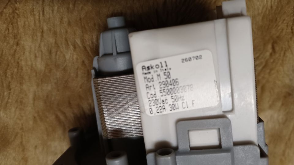 Bosch Siemens Laugenpumpe 290406 5500003078 Askoll M50 30W in Hannover