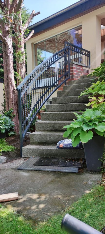 Außentreppe mit Podest / Metalltreppe in Görlitz