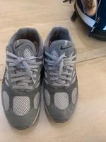 Nike Sportschuhe Damen grau gr. 39 Köln - Pesch Vorschau