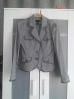 Schicker Blazer Jacke Blazerjacke Anzugjacke silbergrau hellgrau Hessen - Ronneburg Hess Vorschau
