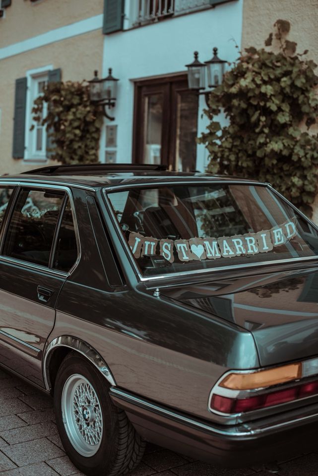 Hochzeitsauto Oldtimer Filmauto Requisite BMW 5er e28 Brautwagen in München
