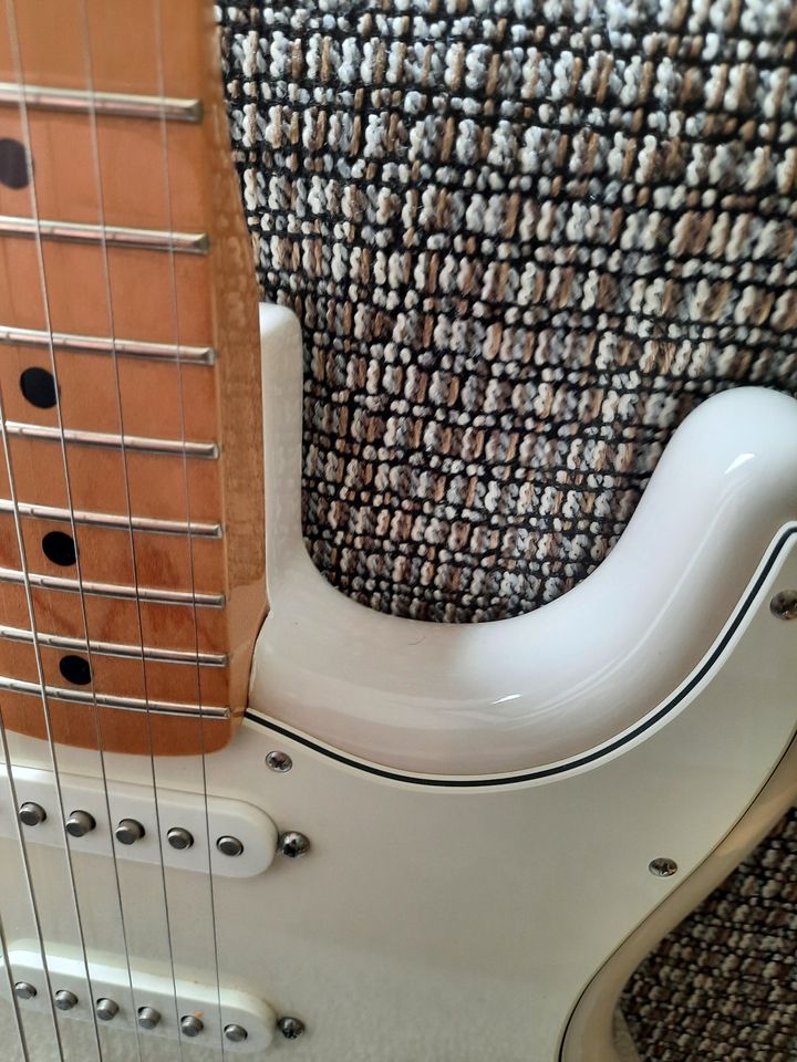 Fender MIM Standard Stratocaster in Ronnenberg