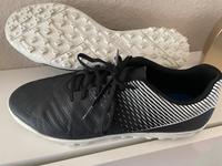 Fußball Schuhe Hallen Schuhe gr 47 kipsta Berlin - Neukölln Vorschau
