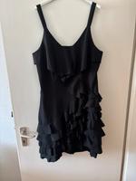 Schwarzes Kleid mit Volant Abendkleid Bayern - Schweinfurt Vorschau