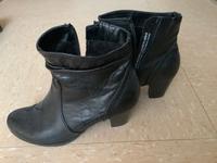 Lederstiefeletten schwarz in Größe 4 1/2 Bayern - Röthenbach Vorschau