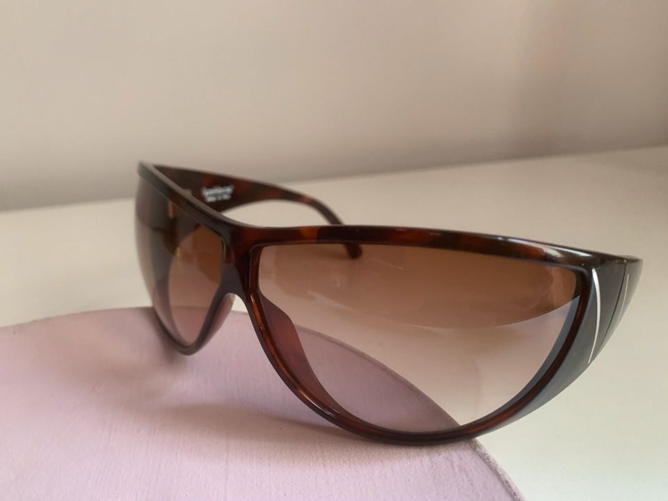 Sonnenbrille Gianni Versace, braun  -  CAT EYE in Frankfurt am Main