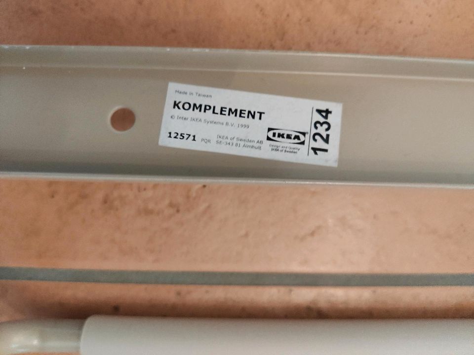 IKEA KOMPLEMENT Nr 12571 für Krawatten, Tücher, Hosen, etc... PAX in Selters