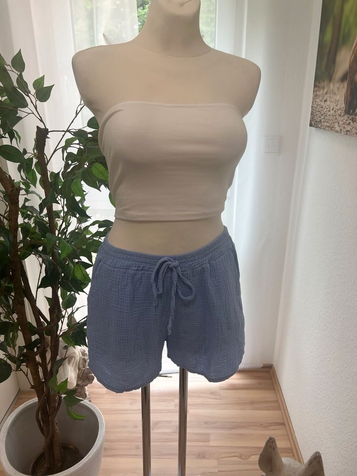 Musselin Short in beige weiß oder hellblau neu in Essen