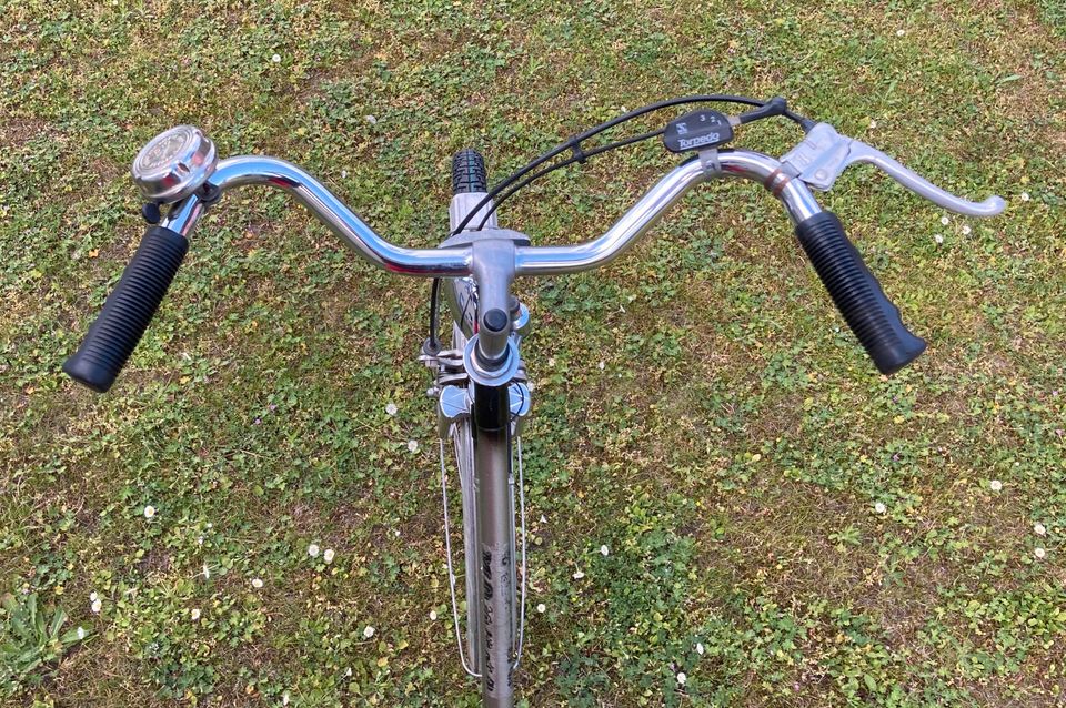 Damenfahrrad mit 3 Gang, Rücktritt, neuer Bereifung in Kaltenkirchen