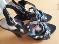 GUESS Sandalen Plateau schwarz Metalik Leder Gr 40 wie neu Bayern - Regensburg Vorschau