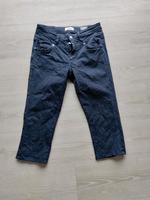 dunkelblaue S.Oliver 3/4 Jeanshose in w34 Baden-Württemberg - Neuhausen Vorschau